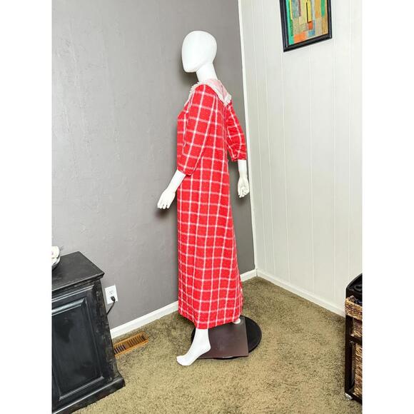 Vintage 1970's Red Plaid Maxi Dress Swiss Dot Chiffon Collar Betty Higgins - Picture 5 of 10